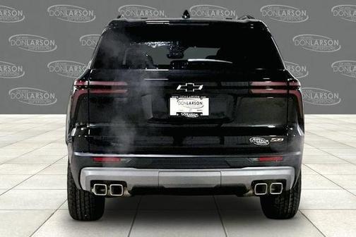 Mosaic Black Metallic 2027 Chevrolet Traverse Z71