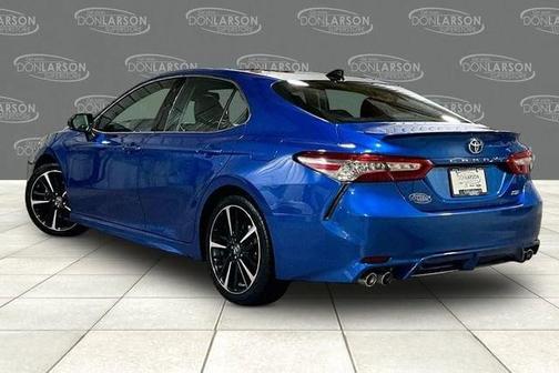 Blue Streak Metallic 2019 Toyota Camry XSE