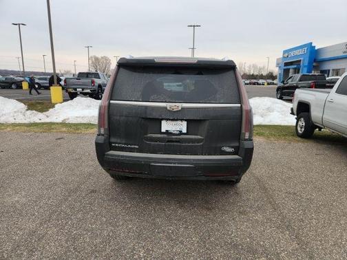 2019 Cadillac Escalade Platinum