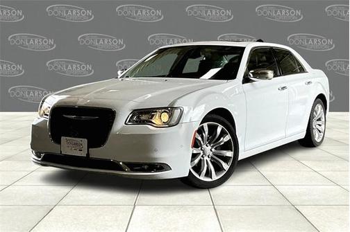 2018 Chrysler 300 Limited