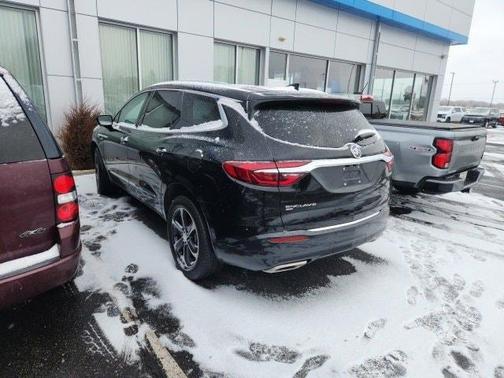 2021 Buick Enclave Essence