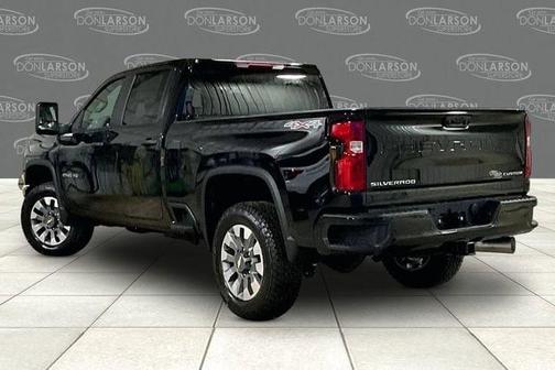 Black 2026 Chevrolet Silverado 2500 Custom