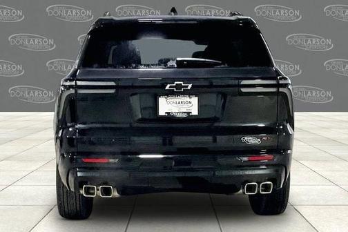 Mosaic Black Metallic 2026 Chevrolet Traverse RS