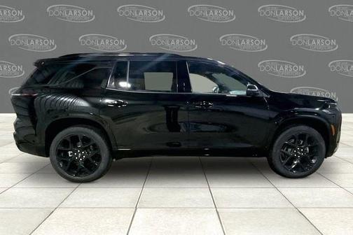 Mosaic Black Metallic 2026 Chevrolet Traverse RS