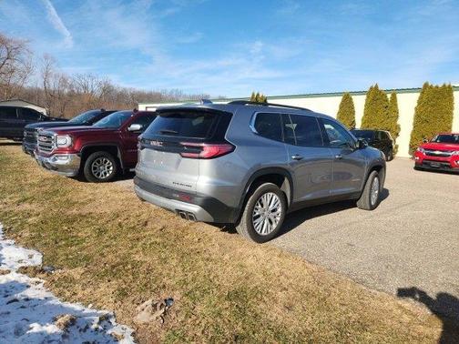 2024 GMC Acadia Elevation