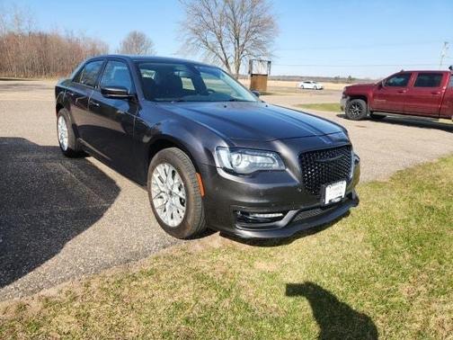 Granite Crystal Clearcoat Metallic 2022 Chrysler 300 Touring L