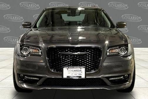 Granite Crystal Clearcoat Metallic 2022 Chrysler 300 Touring L