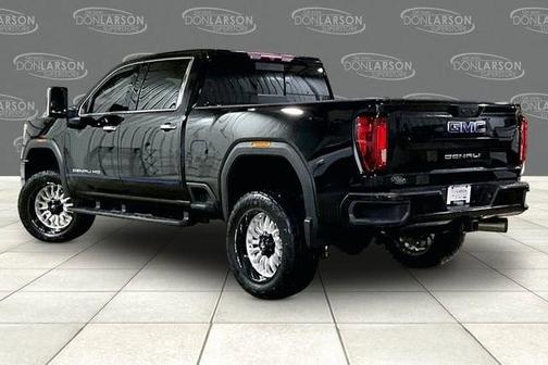 Black 2022 GMC Sierra 2500 Denali