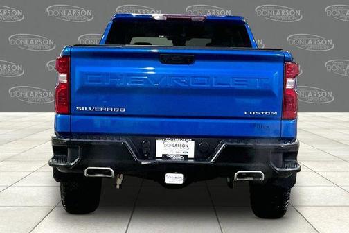 Glacier Blue Metallic 2023 Chevrolet Silverado 1500 Custom Trail Boss