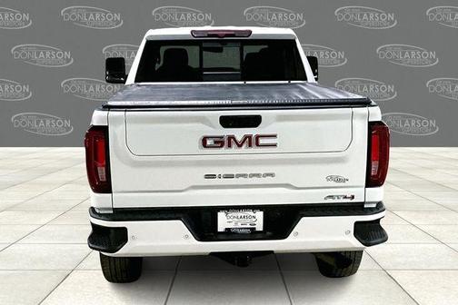 Summit White 2023 GMC Sierra 2500 AT4