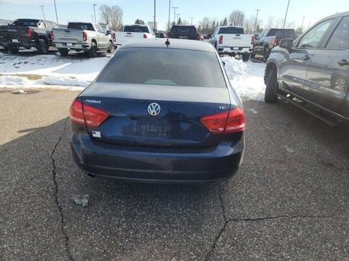 2014 Volkswagen Passat 