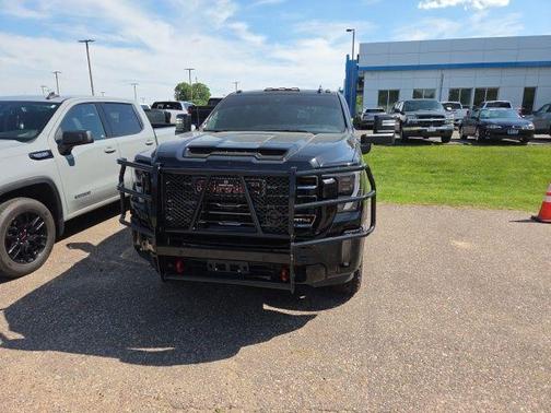 Onyx Black 2024 GMC Sierra 2500 AT4