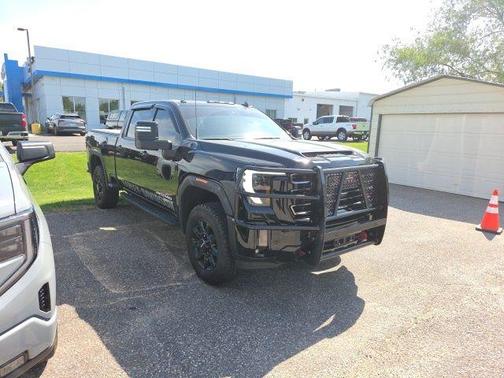 Onyx Black 2024 GMC Sierra 2500 AT4