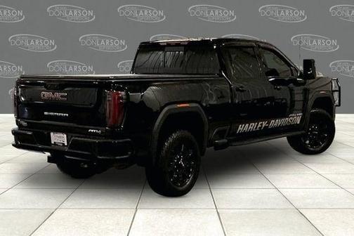 Onyx Black 2024 GMC Sierra 2500 AT4