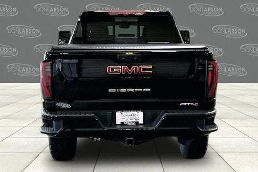 Onyx Black 2024 GMC Sierra 2500 AT4