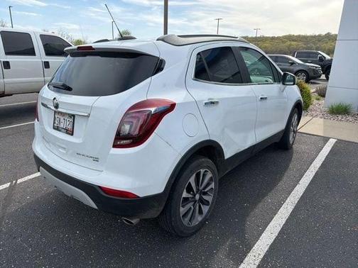 Summit White 2022 Buick Encore Preferred