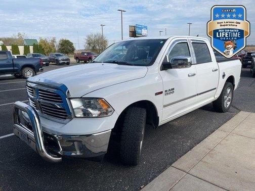 Bright White Clearcoat 2017 RAM 1500 Big Horn