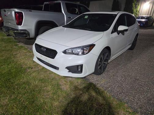 White 2018 Subaru Impreza 2.0i Sport