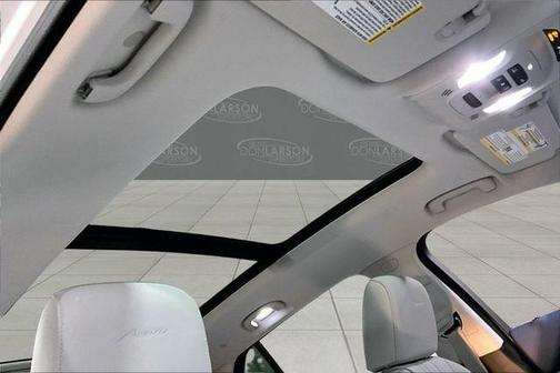 White Tri-Coat 2026 Buick Envision Avenir