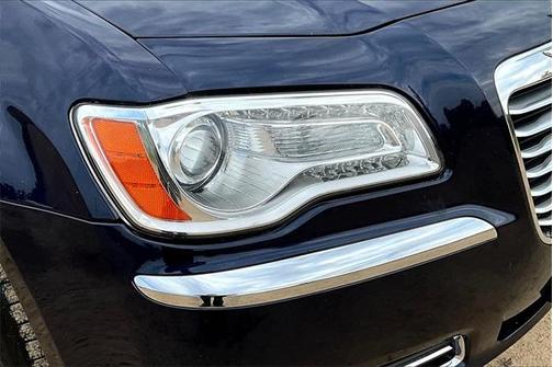 2014 Chrysler 300 Base