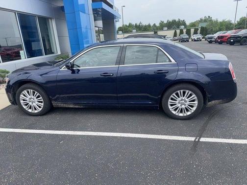 2014 Chrysler 300 Base