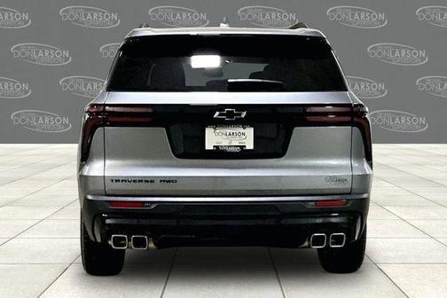 Sterling Gray Metallic 2026 Chevrolet Traverse LT