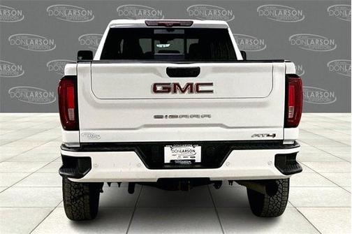 2022 GMC Sierra 2500 AT4