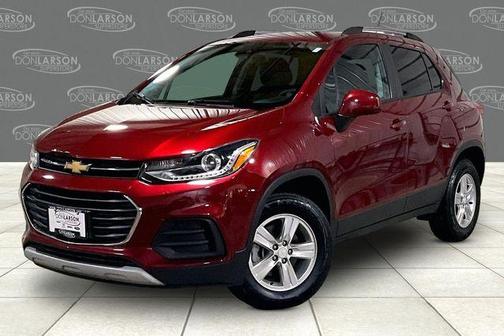 Crimson Metallic 2022 Chevrolet Trax LT