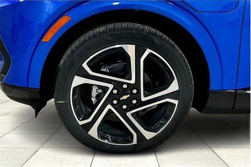 2026 Chevrolet Equinox EV LT 2