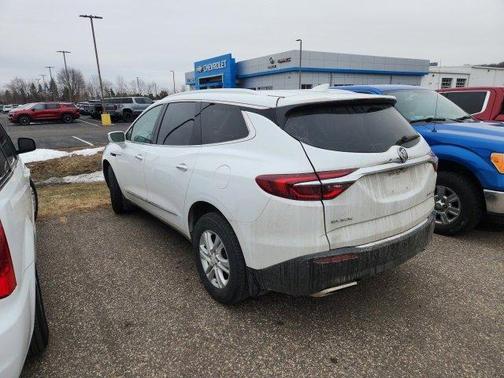 2018 Buick Enclave Essence