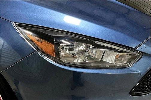 2018 Ford Focus ST Base