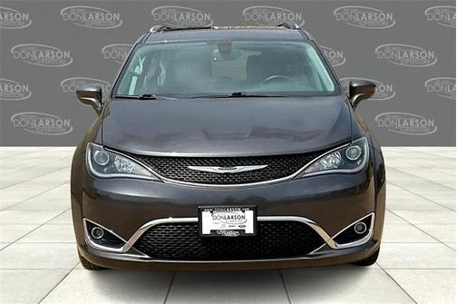 2020 Chrysler Pacifica Touring-L