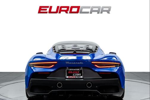Blue 2023 Maserati MC20 Base