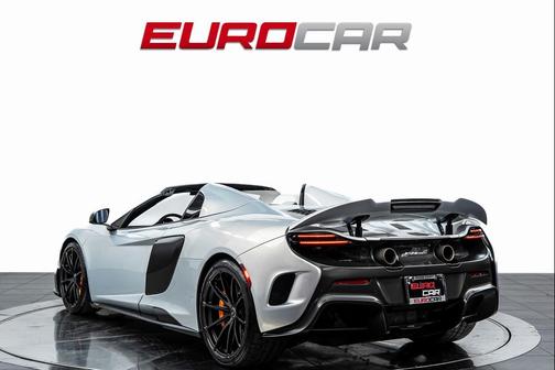 2016 McLaren 675LT Base