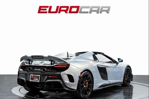 2016 McLaren 675LT Base