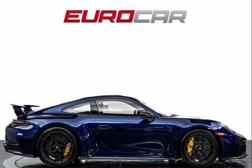 2026 Porsche 911 Carrera 4 GTS