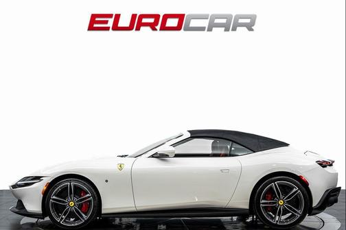 2025 Ferrari Roma Spider Base