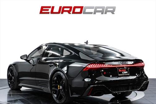 2023 Audi RS 7 4.0T