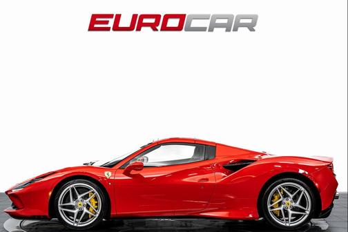 2022 Ferrari F8 Spider Base