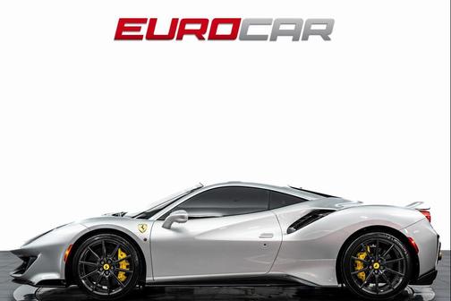 2019 Ferrari 488 Pista Base