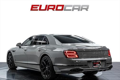 2023 Bentley Flying Spur V8
