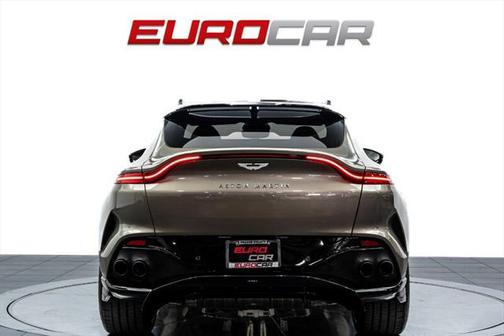 2023 Aston Martin DBX 707