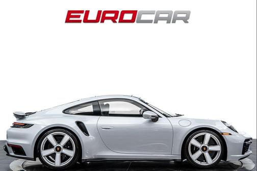 2025 Porsche 911 Turbo