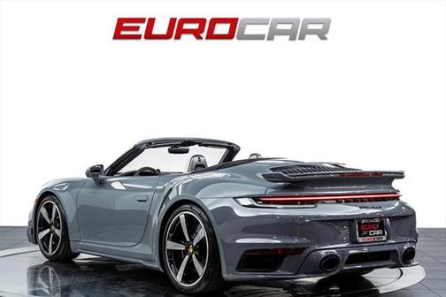 2025 Porsche 911 Turbo S