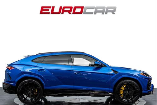 Blu Eleos Metallic 2021 Lamborghini Urus Graphite Capsule