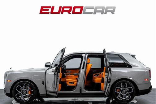 2022 Rolls-Royce Cullinan Black Badge