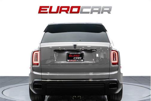 2022 Rolls-Royce Cullinan Black Badge