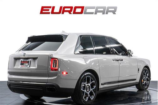 2022 Rolls-Royce Cullinan Black Badge