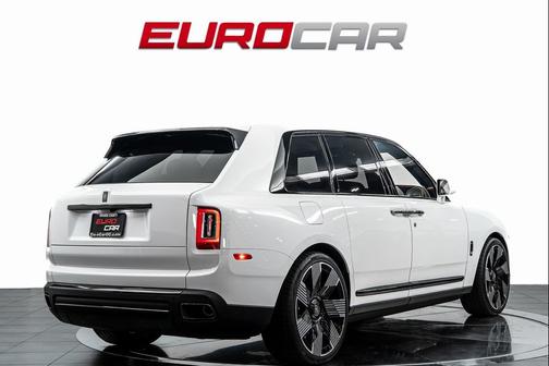 2024 Rolls-Royce Cullinan Black Badge