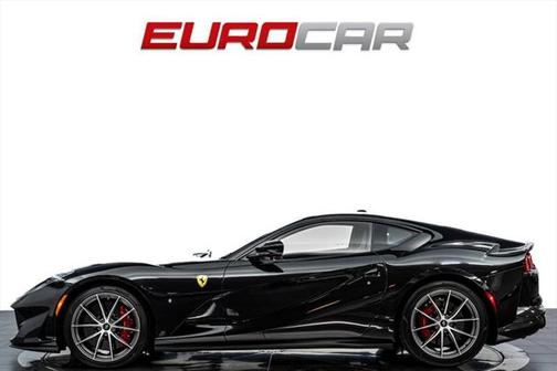 2020 Ferrari 812 Superfast Base